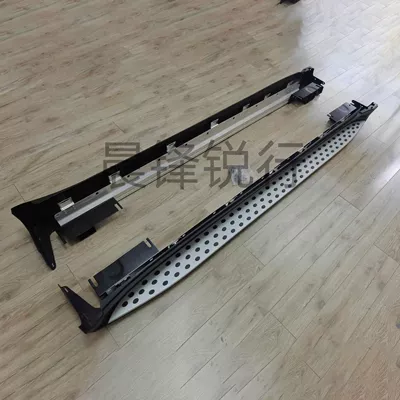 Suitable for Mercedes-Benz GLBEQB special footrests, GLC long and short axis footrests, GLEGLS special entry footrests, ML footrests (Dekorativ pedal başlıqları) - 06-11-ml-pedal-w164