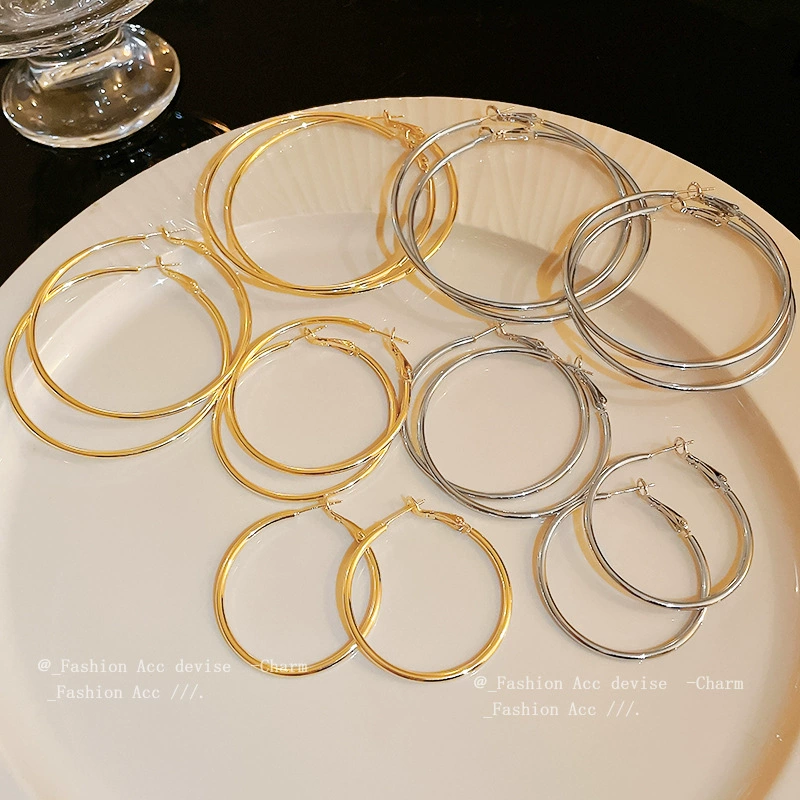 Metal silver needle, universal earrings, simple and elegant design, high-quality style, wholesale