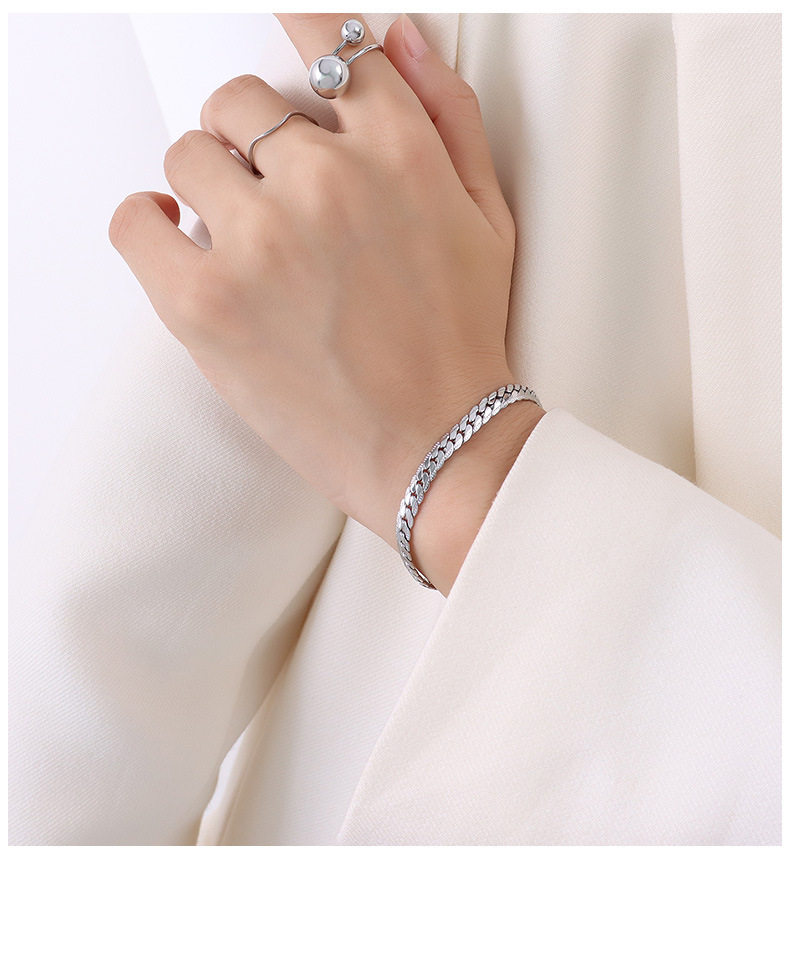 Marka European and American Exaggerated Ins Double Layer Personalized Minority Titanium Steel Neckla