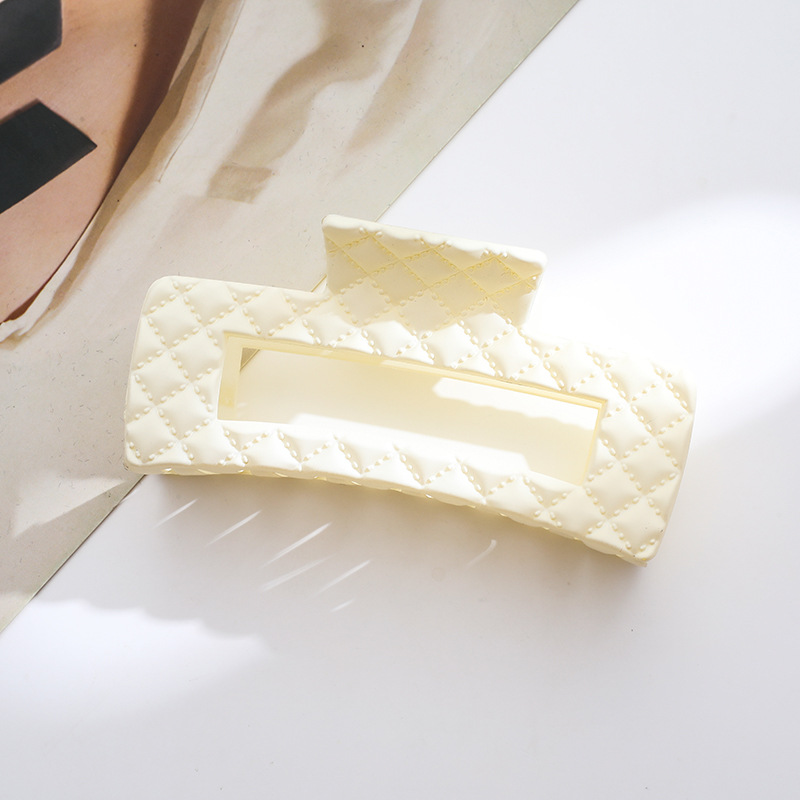 Agarre de pelo helado transfronterizo color de caramelo Cabeza trasera simple clip de pelo grande clip de tiburón de baño updo accesorios para el cabello al por mayor