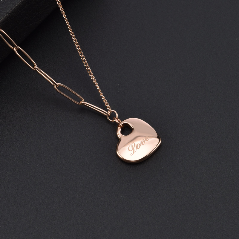 时尚简约爱心钛钢项链女 ins网红小众设计感necklace锁骨链新款