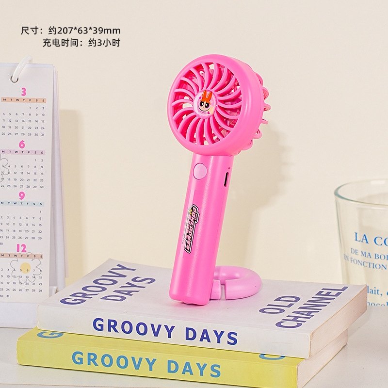 Crayon Shin-chan círculo usb pequeño ventilador estudiante de primaria mini escritorio de oficina portátil carga eléctrica silencio