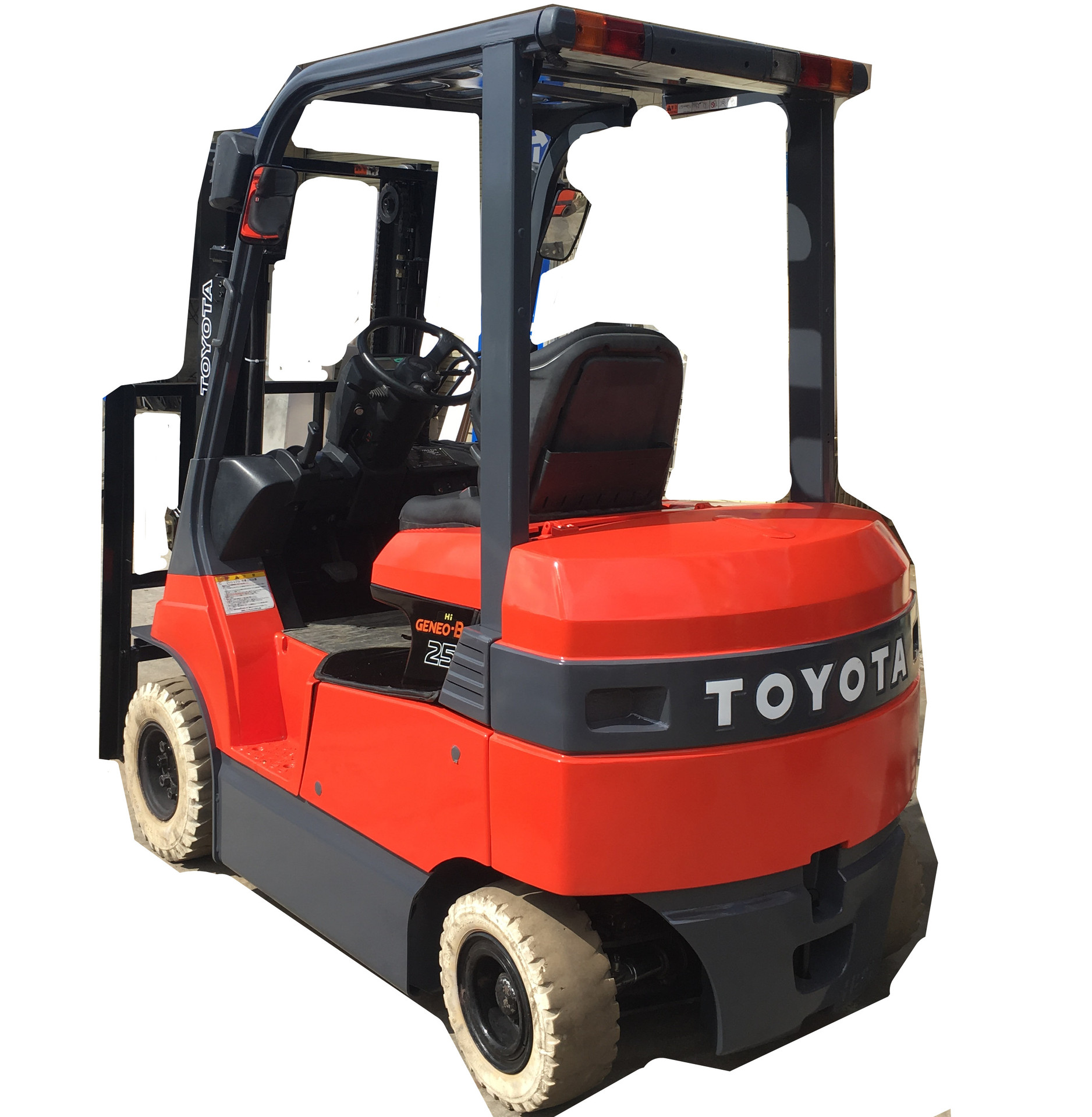 无痕实心轮胎2.5吨丰田电动叉车7FB25四轮平衡重式电动叉车出租