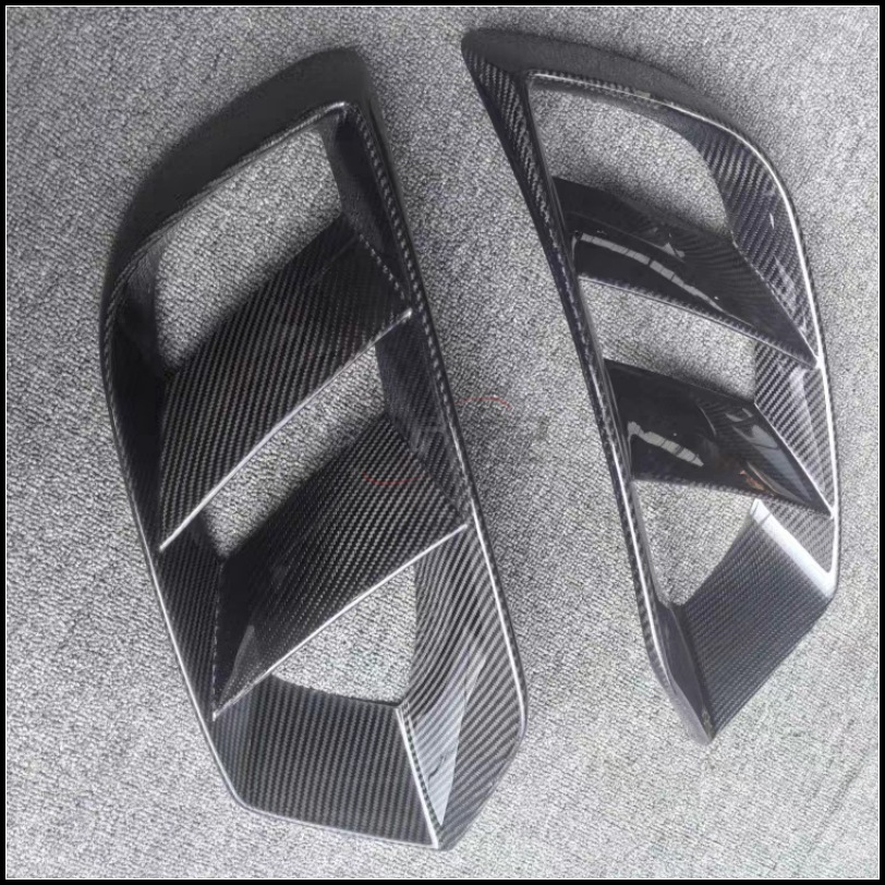 Suitable for Mercedes-Benz C-Class W205 Sport Version and Executive Version, carbon fiber front bumper air vent decoration for fog lights