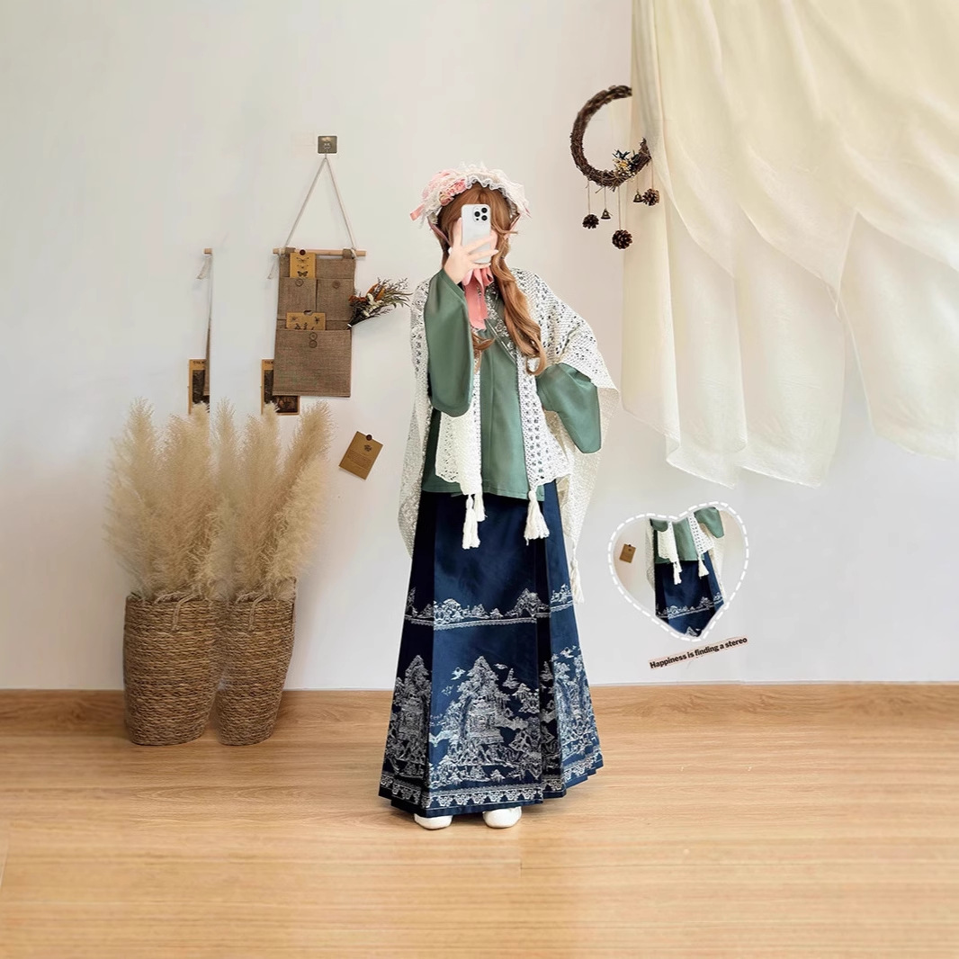 汉洋折衷明制汉服女2025新款原创秋冬季琵琶袖马面裙改良国风古装