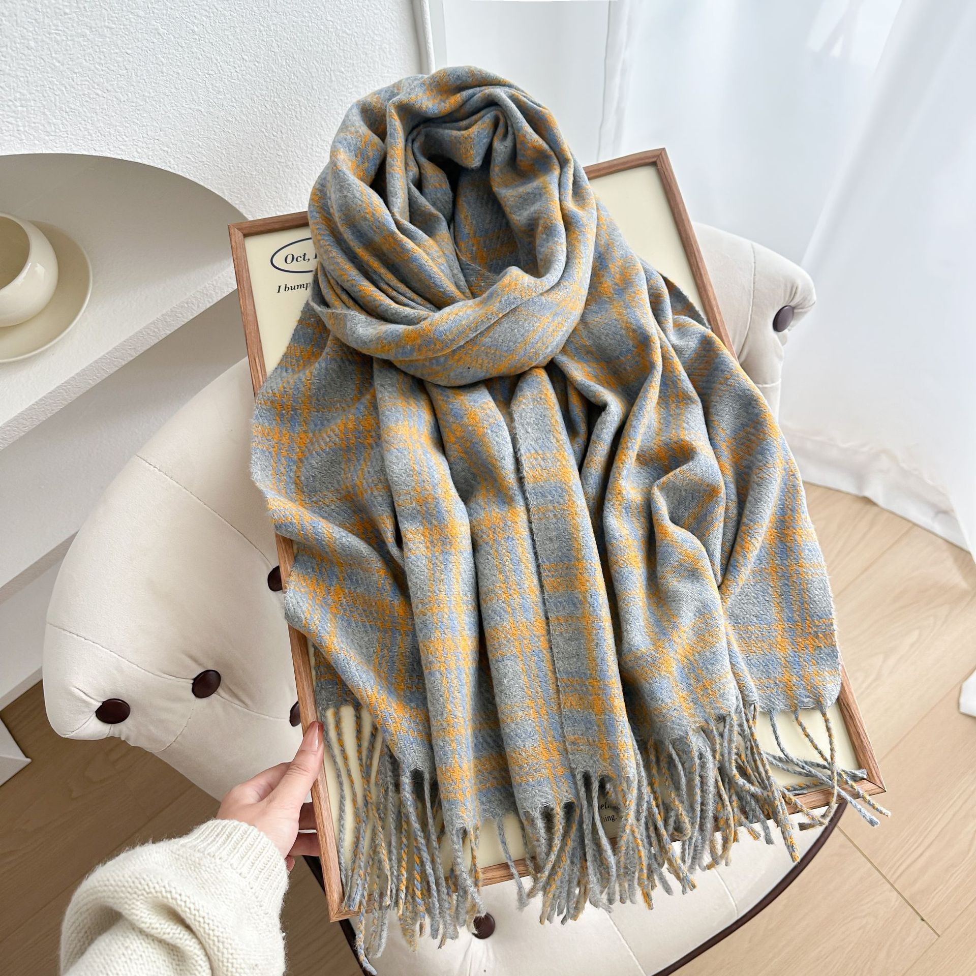 2025 new korean style atmosphere gentle and all-match scarf women‘s winter plaid tassel thickened scarf for girlfriend