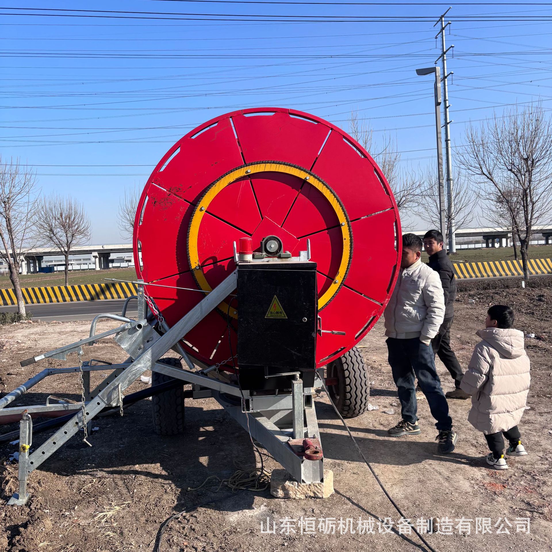 恒砺JP75-300全自动卷盘式喷灌机大型浇地农用自走式绞盘式浇地机