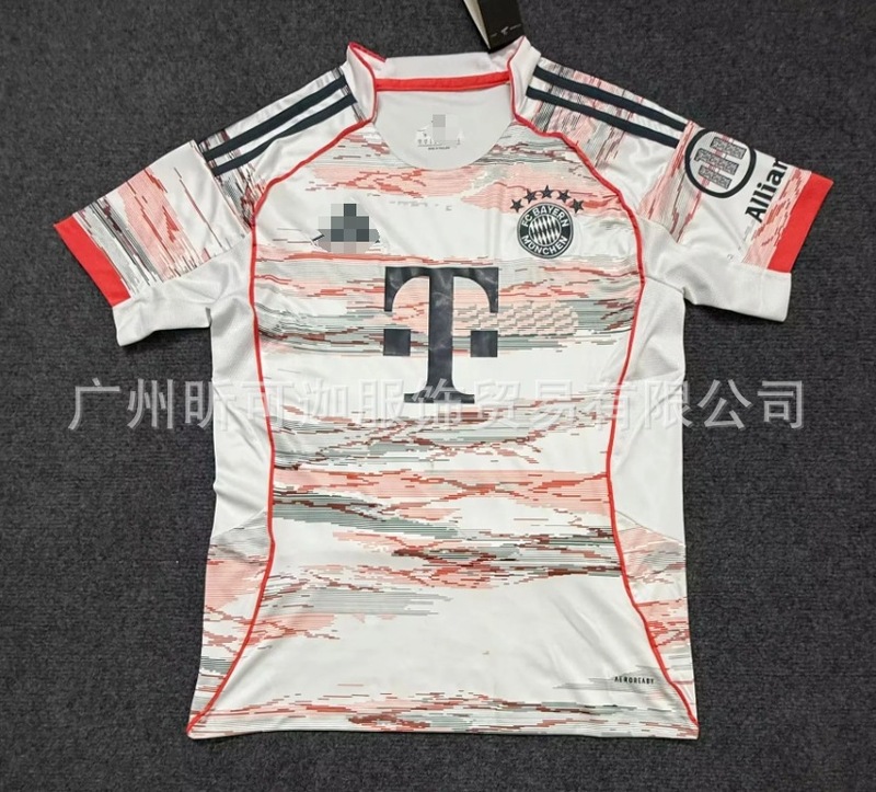 最新のタイ版クラブサッカーユニフォーム、チェルシー、ユベントス、バイエルンジャージを48時間以内に発送します。|undefined