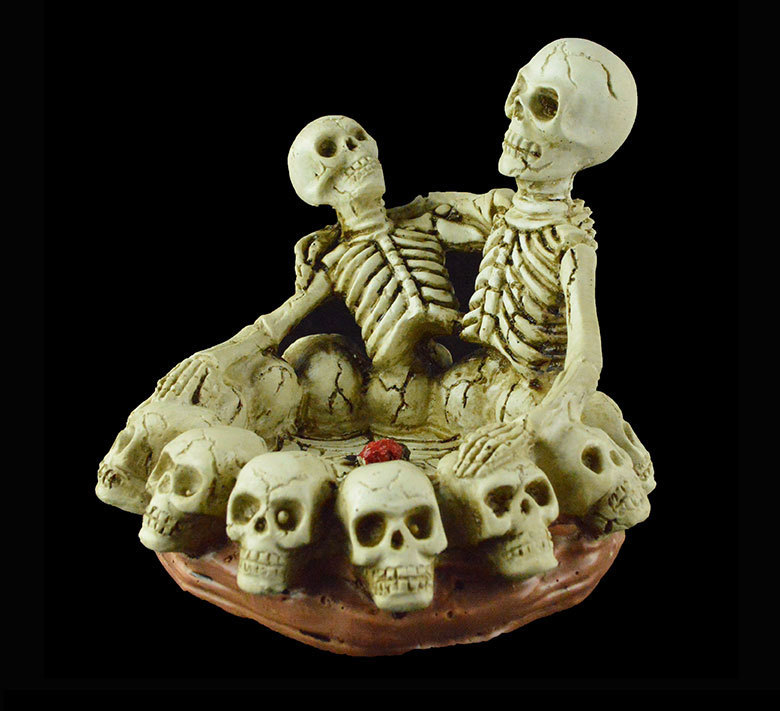 Creative personality skull ashtray resin decoration home boyfriend gift gift exhibition ashtray