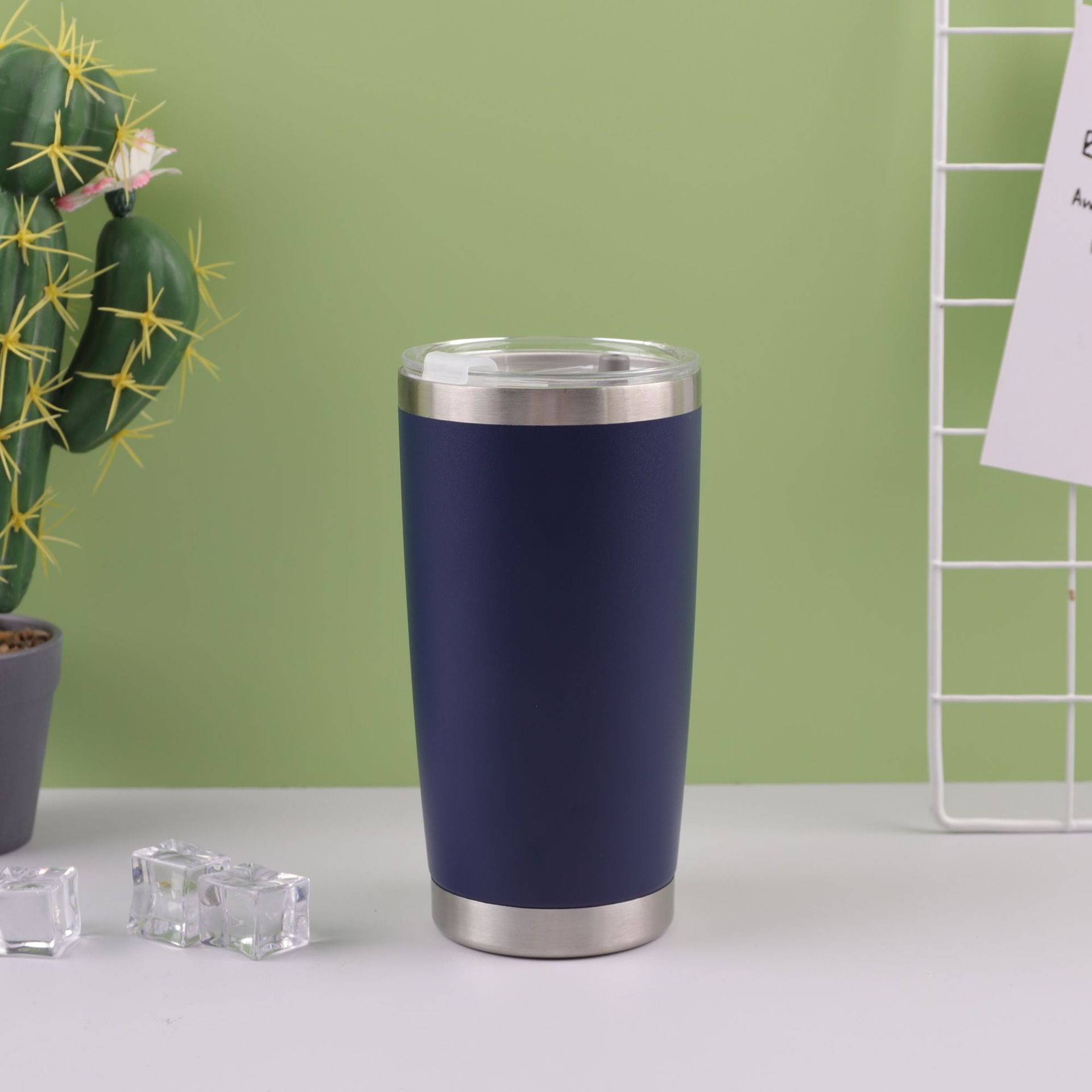 20oz tazas de automóviles de plástico por pulverización transfronteriza cerveza al aire libre tazas de aislamiento térmico 304 tazas de acero inoxidable tazas de hielo portátiles mayoristas