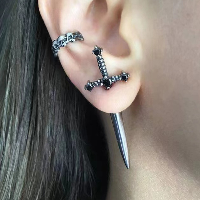 速卖通新款哥特式剑Kinitial女士耳钉复古水晶钻哥特式匕首耳环