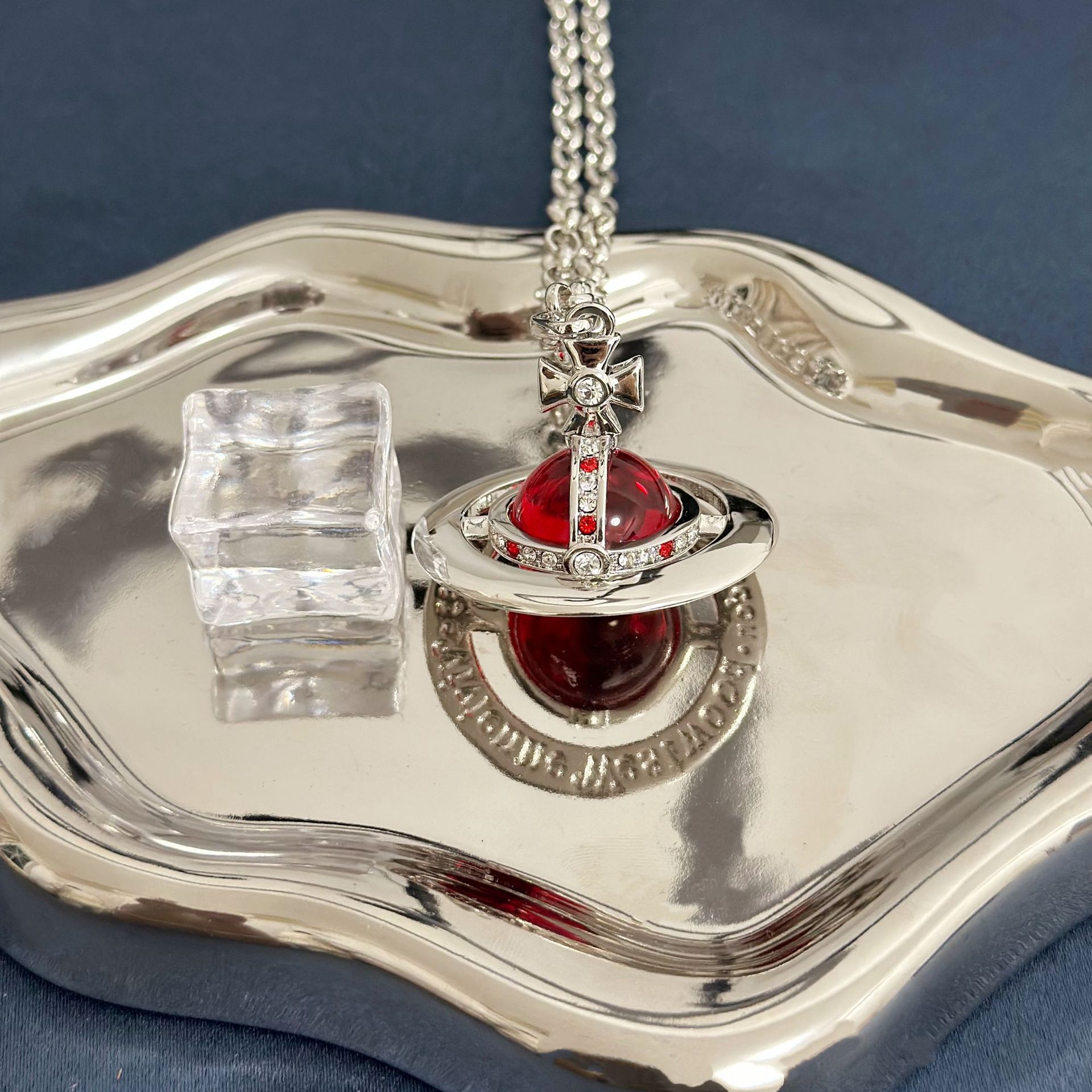 Silver red large orb