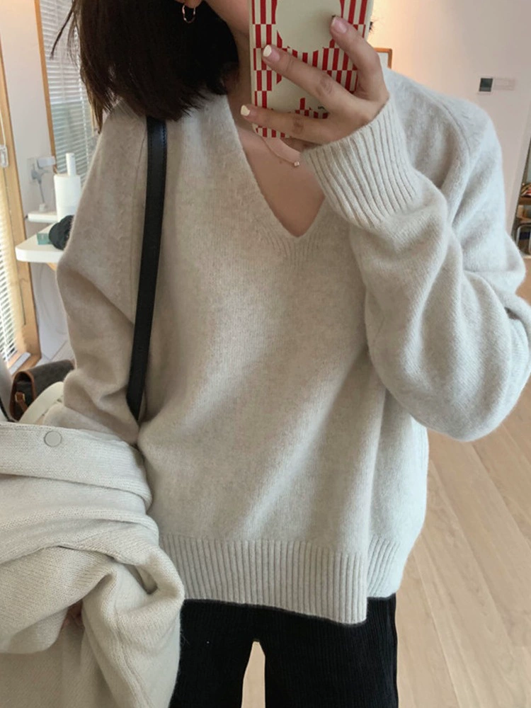 Short V-Neck Knit Sweater, Women's Spring-Autumn, Soft Body-Friendly, One Size