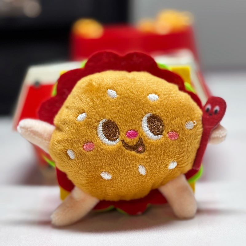 インターネット有名人の漫画ハンバーガーチキンレッグかわいいフライドポテトぬいぐるみペンダント小さな人形キャッチマシン人形スクールバッグペンダントキー|undefined