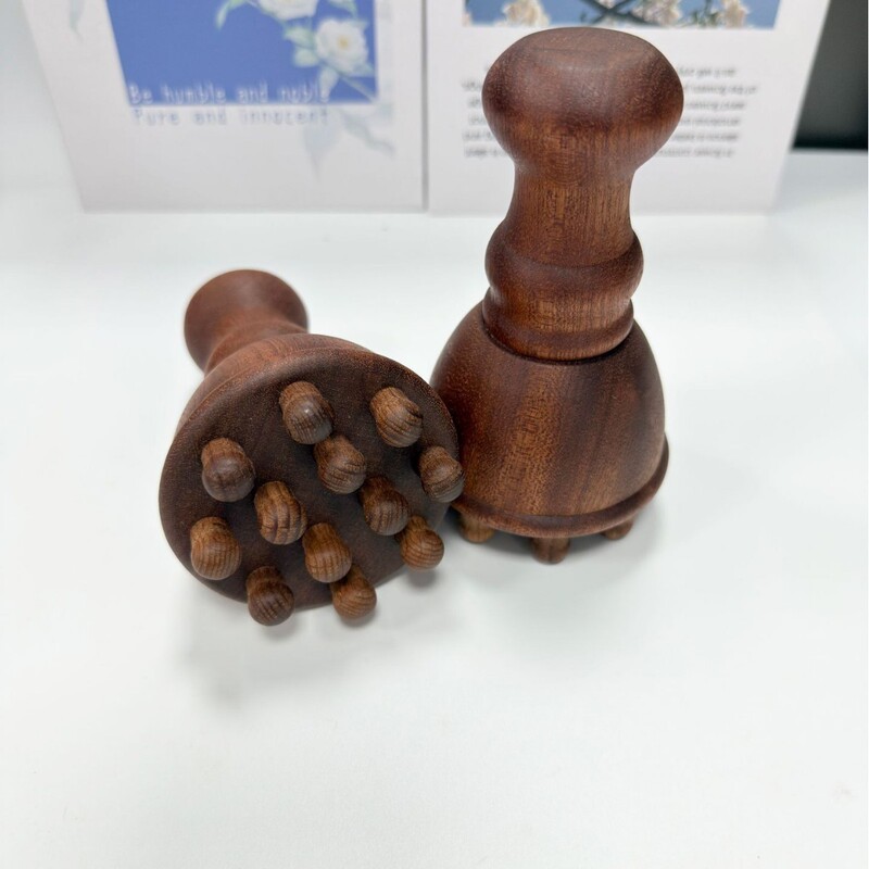 真鍮ゴールドビーズボトル経絡シャンプーブラシフェイスリフティングとフェードしわヘッドコームロングハンドルリングコームゴールドビーズボトルマッサージ|undefined