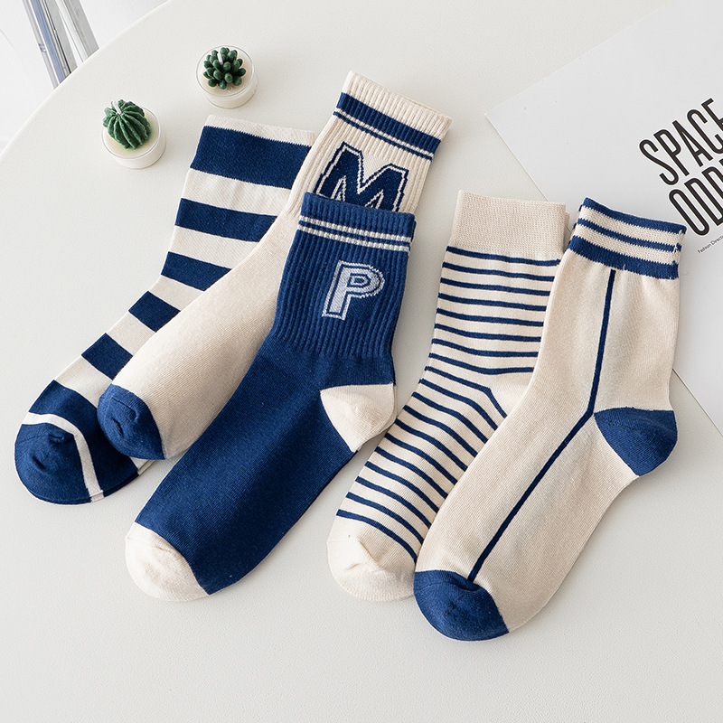 Socks women's spring and autumn academic wind tube socks navy blue horizontal stripes blue and white stockings P word cotton socks a generation of hair