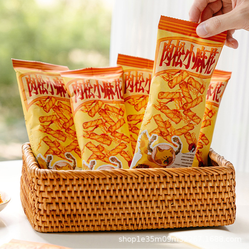 Tea-Colored Snacks, Meat Floss Twists, Office Drama-Watching, Casual Snacks to Satisfy Cravings, Chinese Pastries, Childhood Memories