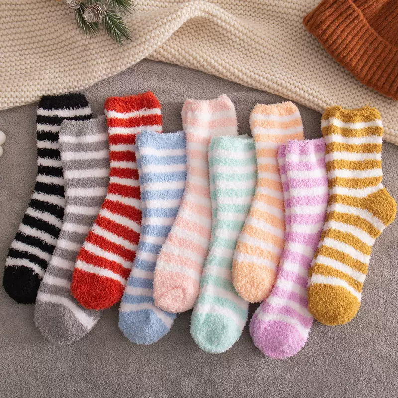 珊瑚绒袜子女冬季加绒加厚保暖居家中筒毛绒地板睡眠月子厂家批发