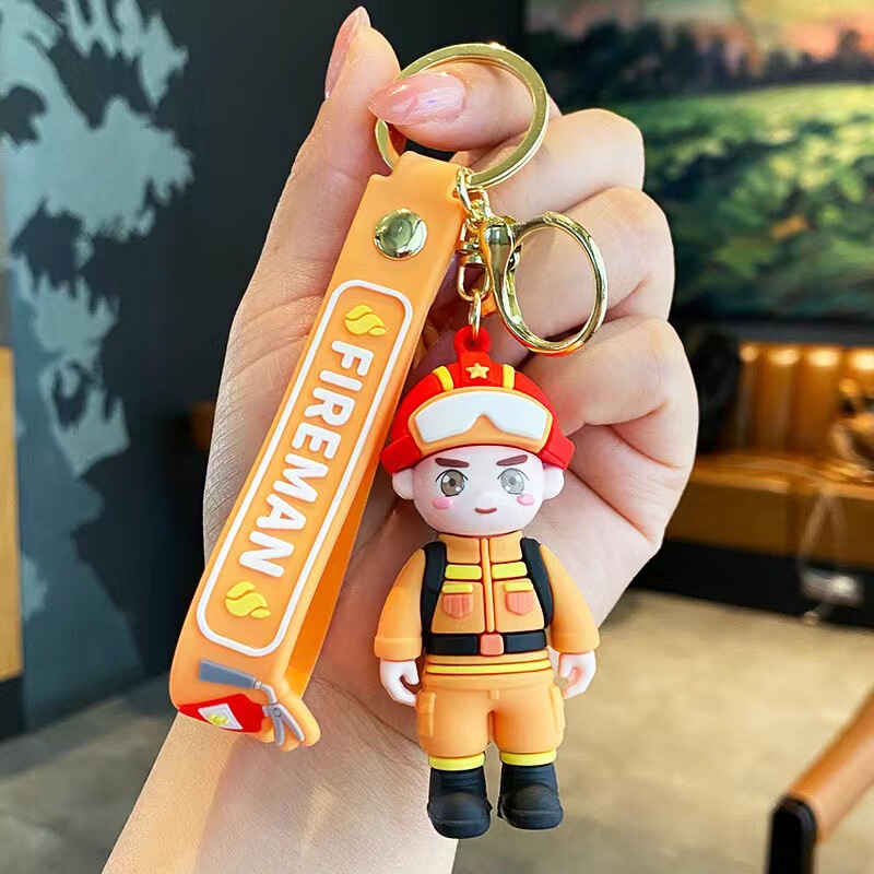 消防士交通警察キーホルダー漫画車のキーホルダーかわいいバッグペンダントホリデーギフト人形マシン卸売|undefined