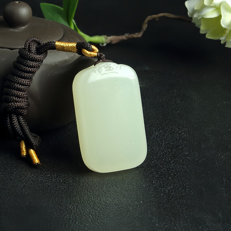 Boutique hand-carved Afghan jade sheep fat white nothing brand grapefruit powder Xiangyun lock Ruyi pendant handmade brave