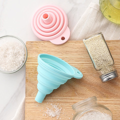 Silicone folding funnel Silicone funnel Creative household liquid dispensing kitchen tools wholesale