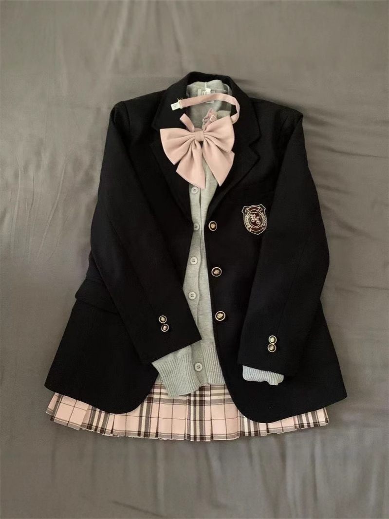 原创jk制服黑色西装外套女大学生学院风校供感绀色三粒扣西服上衣