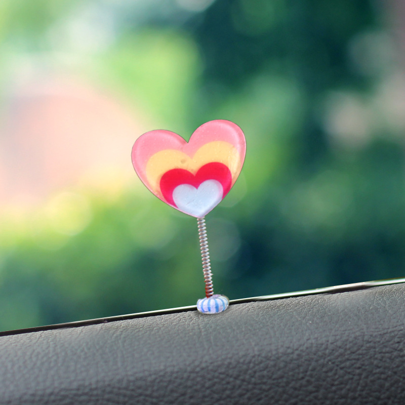 [Transfronterizo] Chica corazón arco iris decoración de coche coche sacudiendo la cabeza amor lindo primavera oscilante decoración de coche