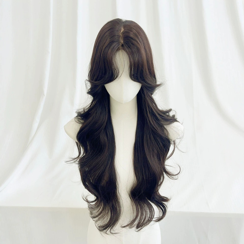 Wholesale wig, center-parted, French long curly style, no-iron, lace front, three windproof clips, full head cover Wholesale wig, center-parted, French long curly style, no-iron, lace front, three windproof clips, full head cover