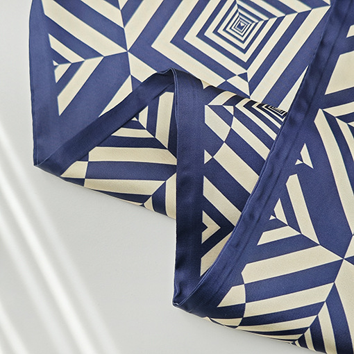 2025 primavera y verano nuevo diseño de bufandas de seda larga temperamento universal bufandas de correa roja en línea