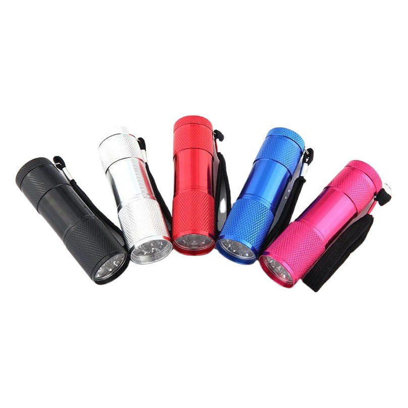 Шаблон 9LED фонарик алюминиевого сплава мини Сильный свет маленький фонарик подарок фонарик Белый ежедневного освещения