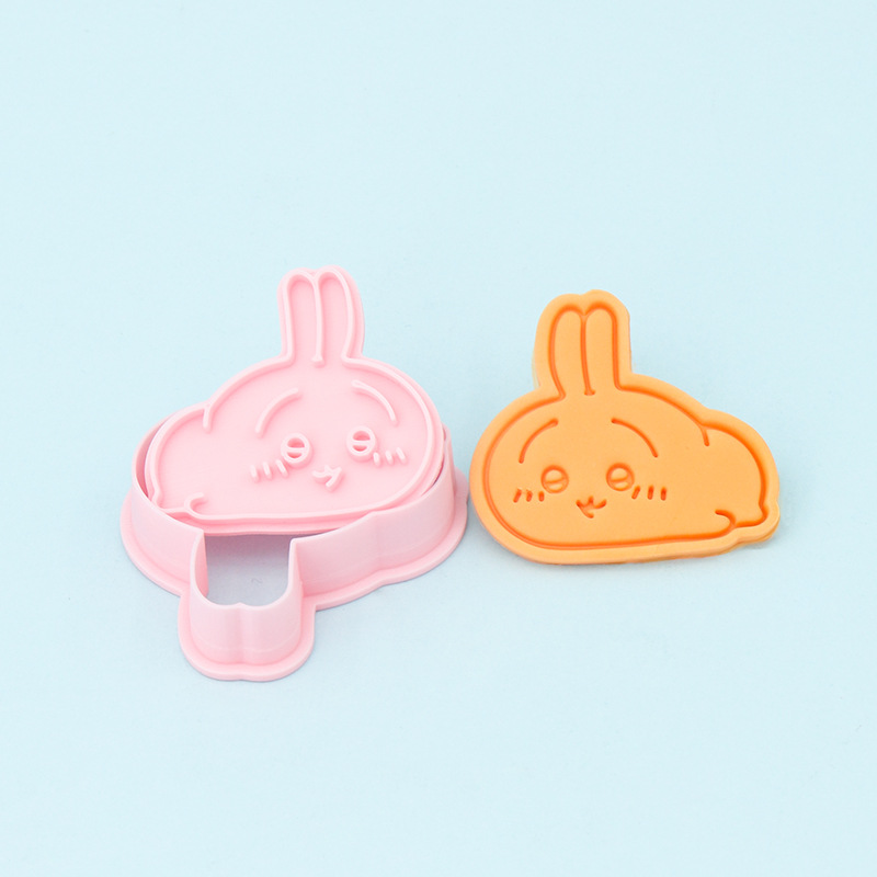 K-80 usachi lying down