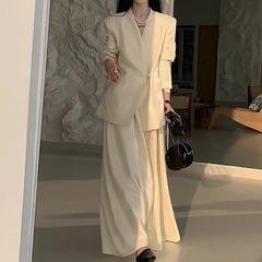 デザインが非常にシンプルな中国式ファッションスーツ女性春秋気質vネックスーツコート高腰A字ロングスカート2点セット