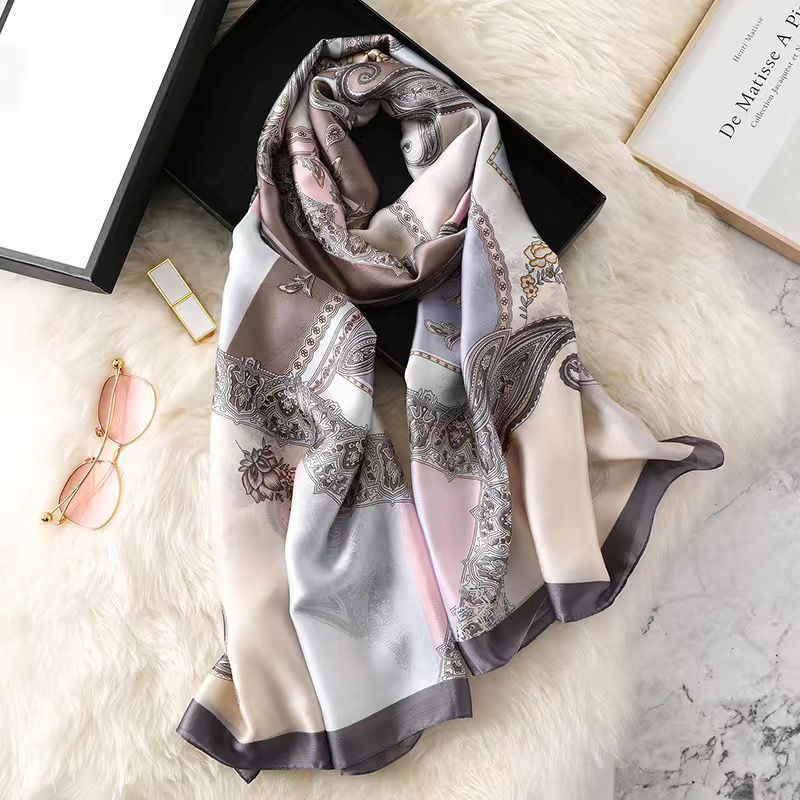 Light and thin universal summer fashionable cloak