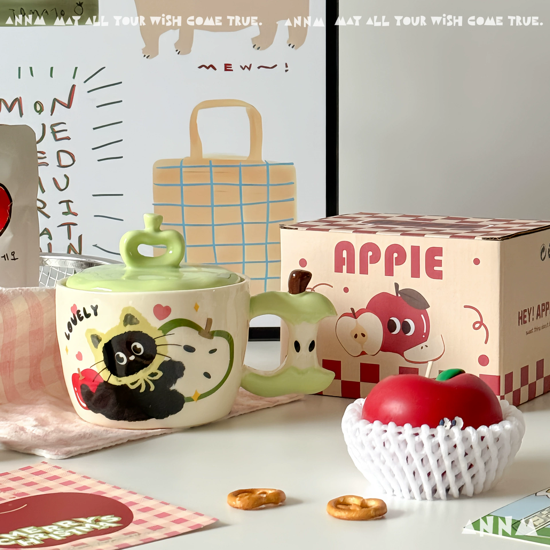 Ceramic Apple Cat Mug with Lid, 450 ml, Gift Boxed Cute Handle, Red/Green