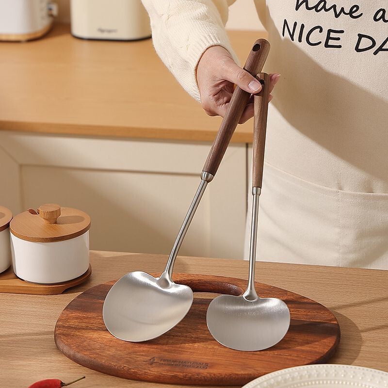 Popular Stainless Steel Walnut Mushroom Spatula Long Handle Cooking Spoon Kitchen Guizhou Frying Spoon Household Kitchen Utensils Spatula