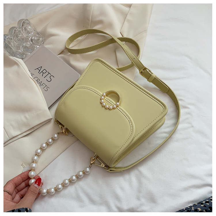 Wholesale Accessories Geometric Pearl Chain Messenger Bag Nihaojewelry display picture 20