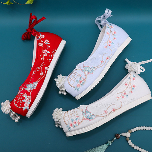  hanfu in ancient costume shoes elegant fairy shoes with ancient peoples bow antique embroidered shoes
