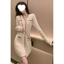 法式针织连衣裙秋季2025新款女气质高级感穿搭小个子高端精致裙子