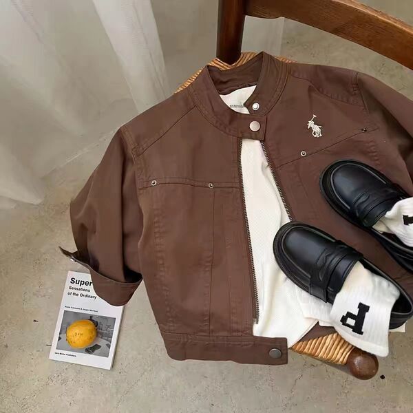 Children's demi-season jacket for boys with zipper