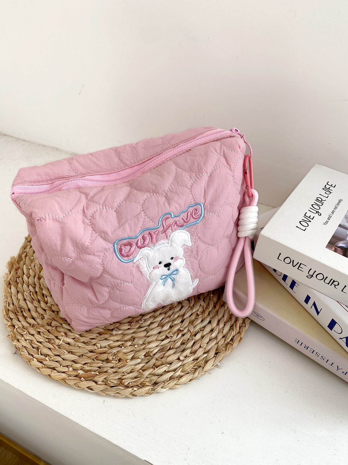 Bolsa de almacenamiento portátil de peluche para perros bordados lindos dulces amor bolsas de maquillaje de acolchetes portátiles de gran capacidad