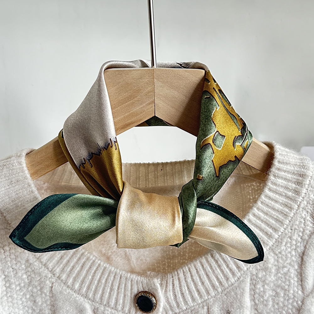 Summer fashionable green silk scarf