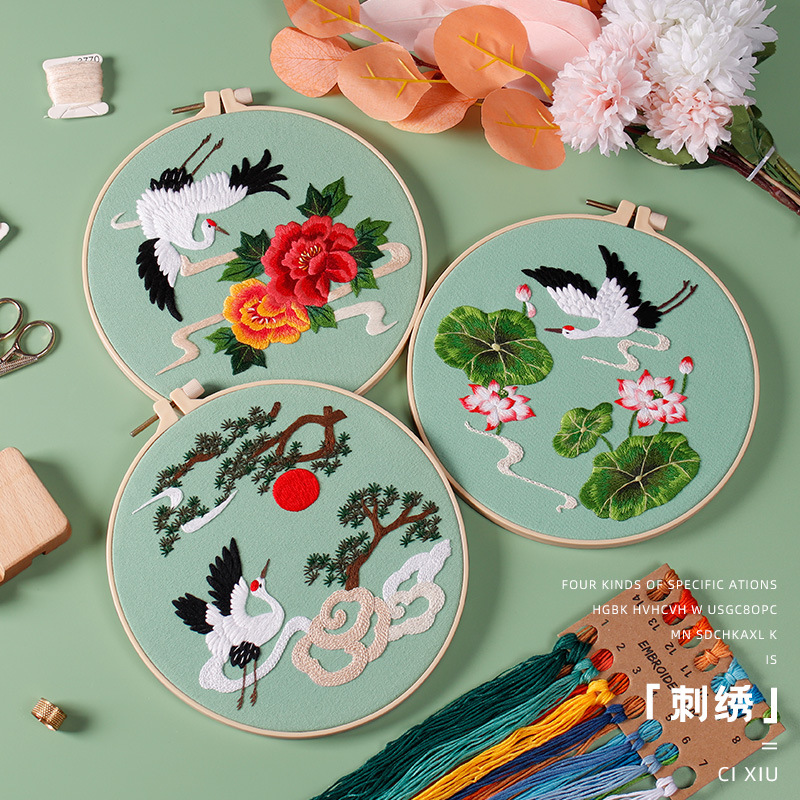 DIY hecho a mano bordado material paquete original nueva nube corazón grúa danza grúa auspicioso nube Pino Cypress Peony Lotus Inglés