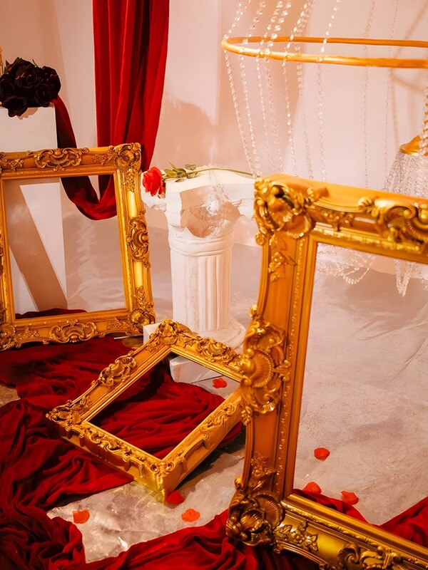 Antique European-Style Picture Frames, Wedding Props, European-Style Picture Frames, Plastic Wedding Decoration Frames, Wedding Photos Antique European-Style Picture Frames, Wedding Props, European-Style Picture Frames, Plastic Wedding Decoration Frames, Wedding Photos