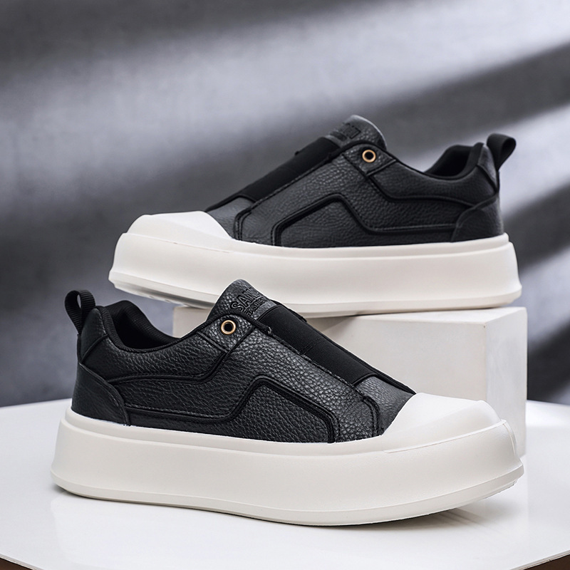 Men's shoes 2026 autumn new fashion versatile low-top casual sneakers men's lightweight thick-soled white trendy shoes