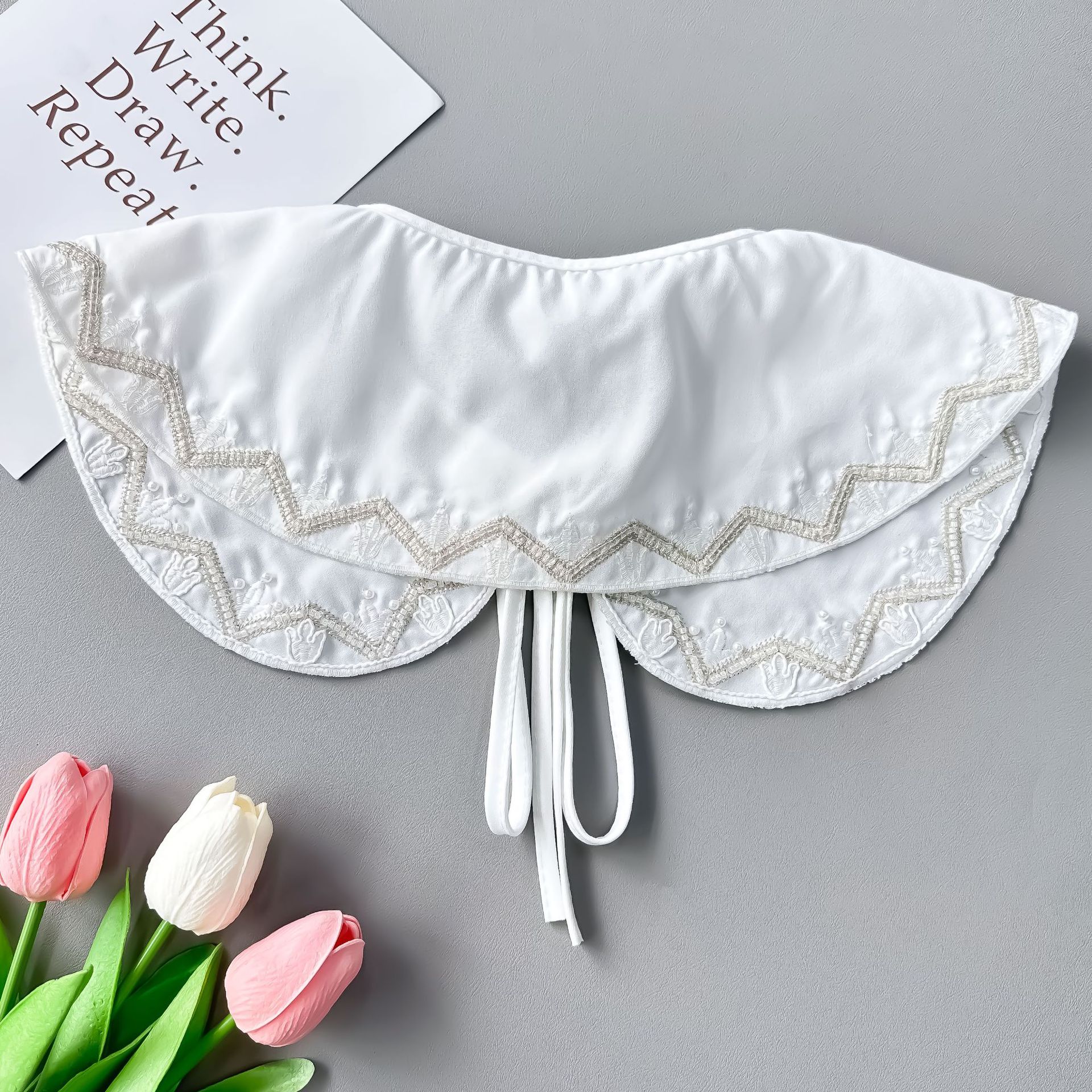 Elegante blanco falso cuello dentado bordado diseño de lazos de adornos vestidos de mujer camisa suéter accesorios otoño invierno