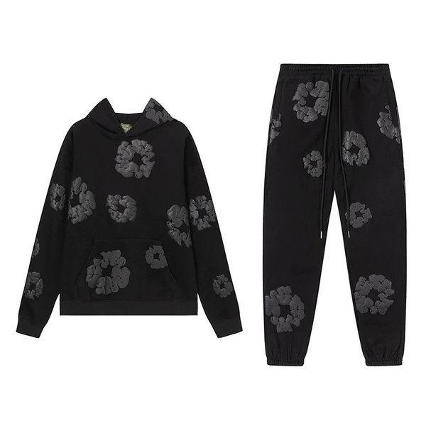 Black sweatshirt