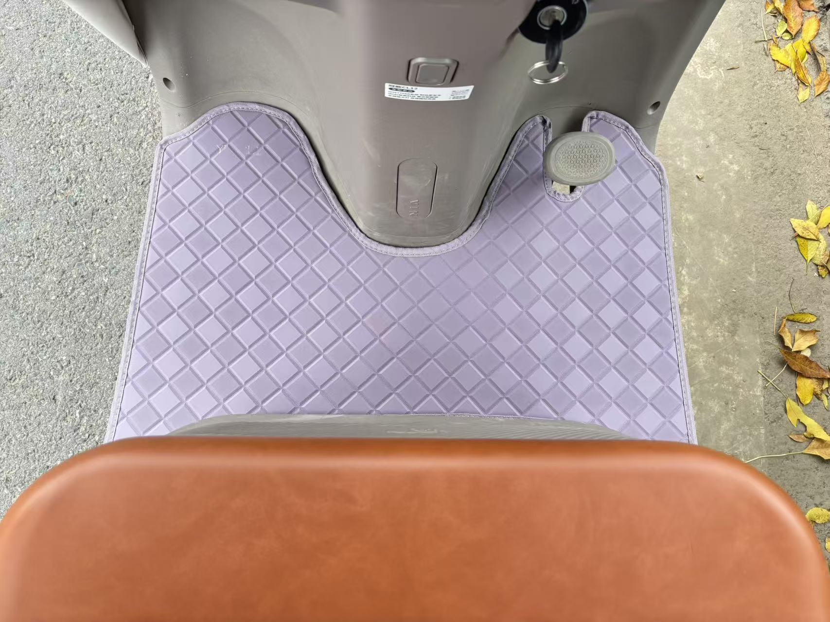 Tricycle Foot Pads Yadi Emma Jinpeng Taiping Electric Vehicle Xunis Waterproof Anti-Slip Universal Fixed Foot Pads