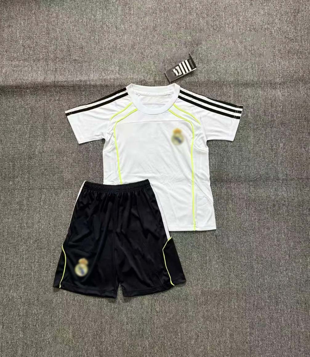 2526 황 M 스페셜 에디션 화이트 레트로