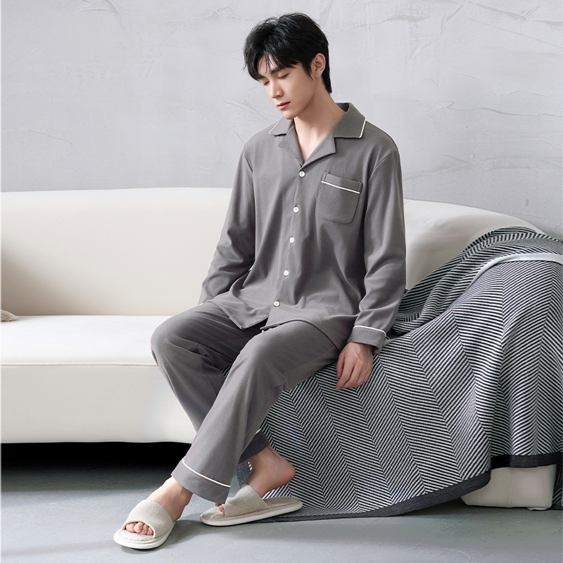 Pijamas de cotton para hombres otoño y invierno de 2025 cálidos catiónicos cardigan de manga larga con un conjunto de ropa de hogar de alta calidad