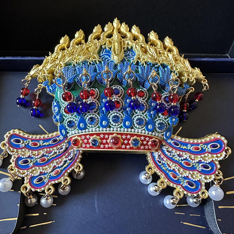 베이징 GUOBO XIAODUAN QUEEN PHOENIX CROWN 목조 자기 냉장고 스틱 고 부가가치 관광 문화 및 창조적 인 기념 홈 장식품